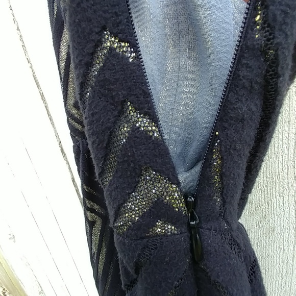 100.  Abercrombie & Fitch New York dress size S - Picture 5 of 8